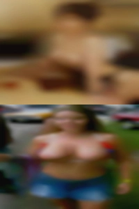 Dating looking for naked woman biker bitches.